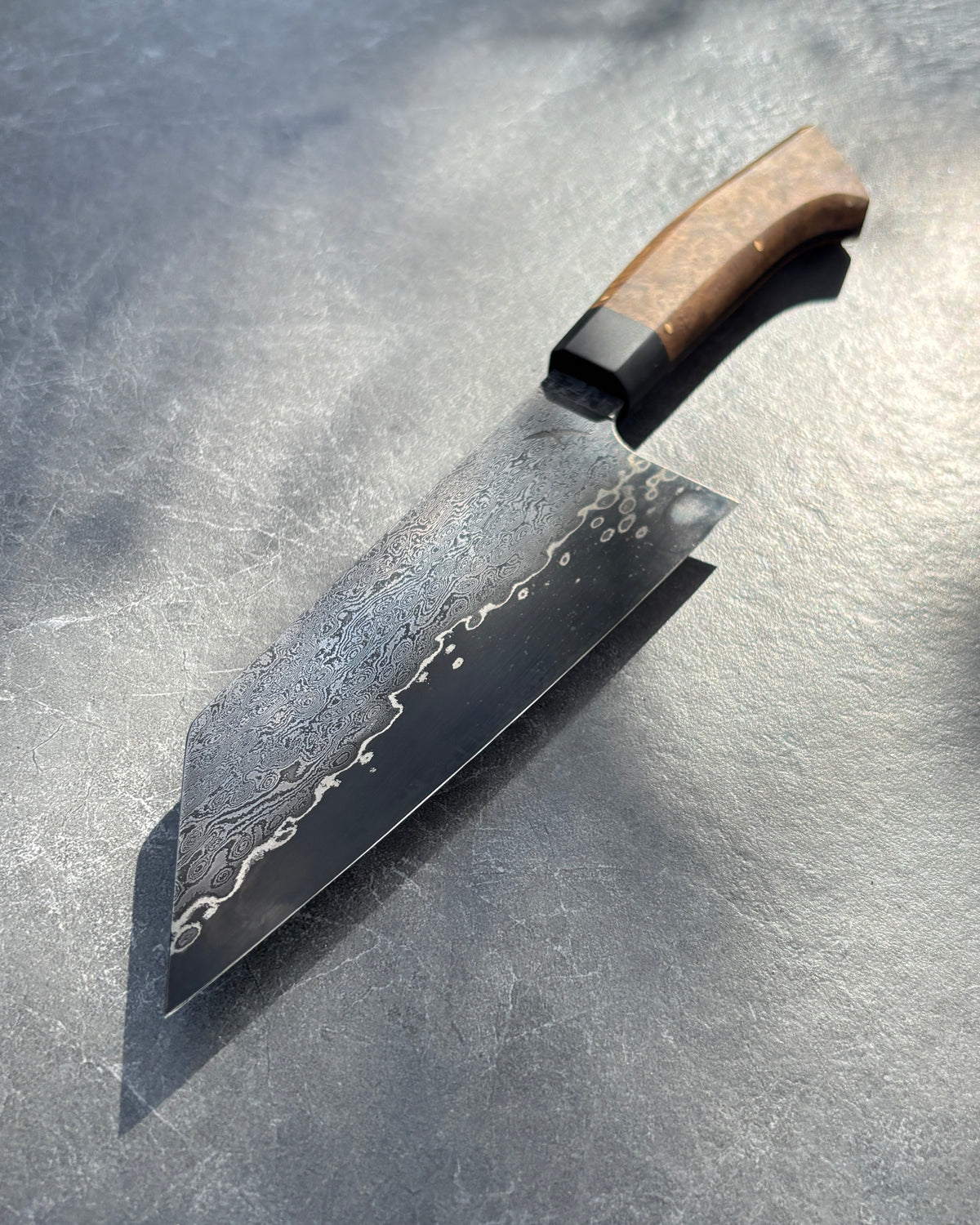 175 x 60mm Bunka Damascus San Mai 80CRV2 Teak Burl & Buffalo Horn