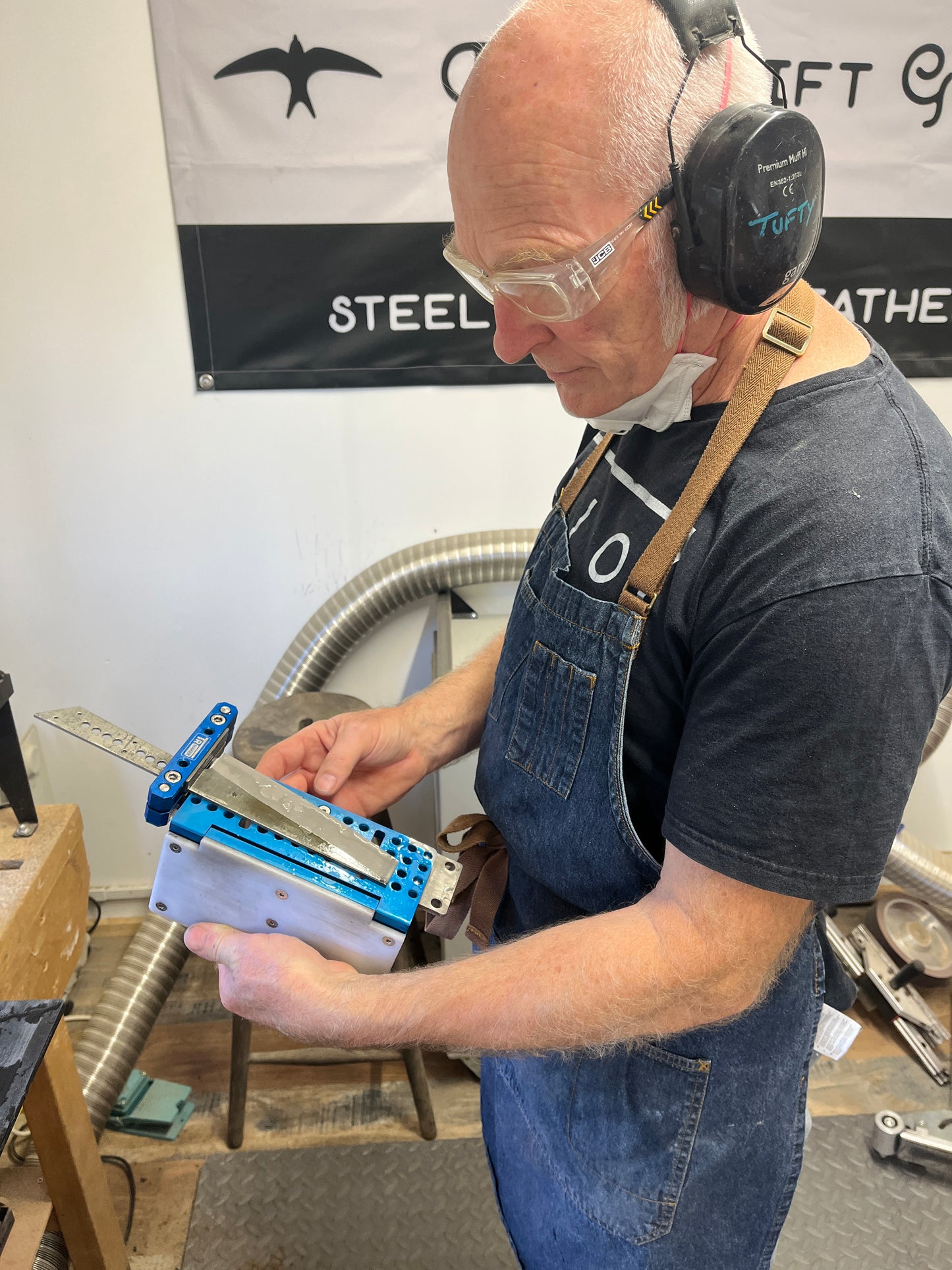 1 DAY KITCHEN KNIFE MAKING COURSE